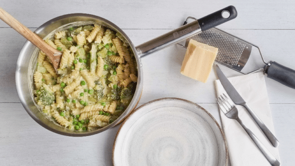 One-pot cremet pesto pasta