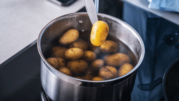 Kartofler der aldrig koger over