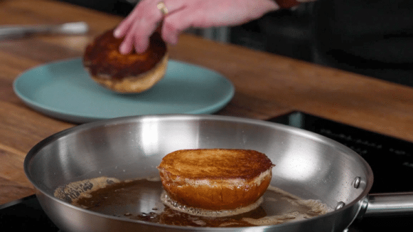 Ristede burgerboller