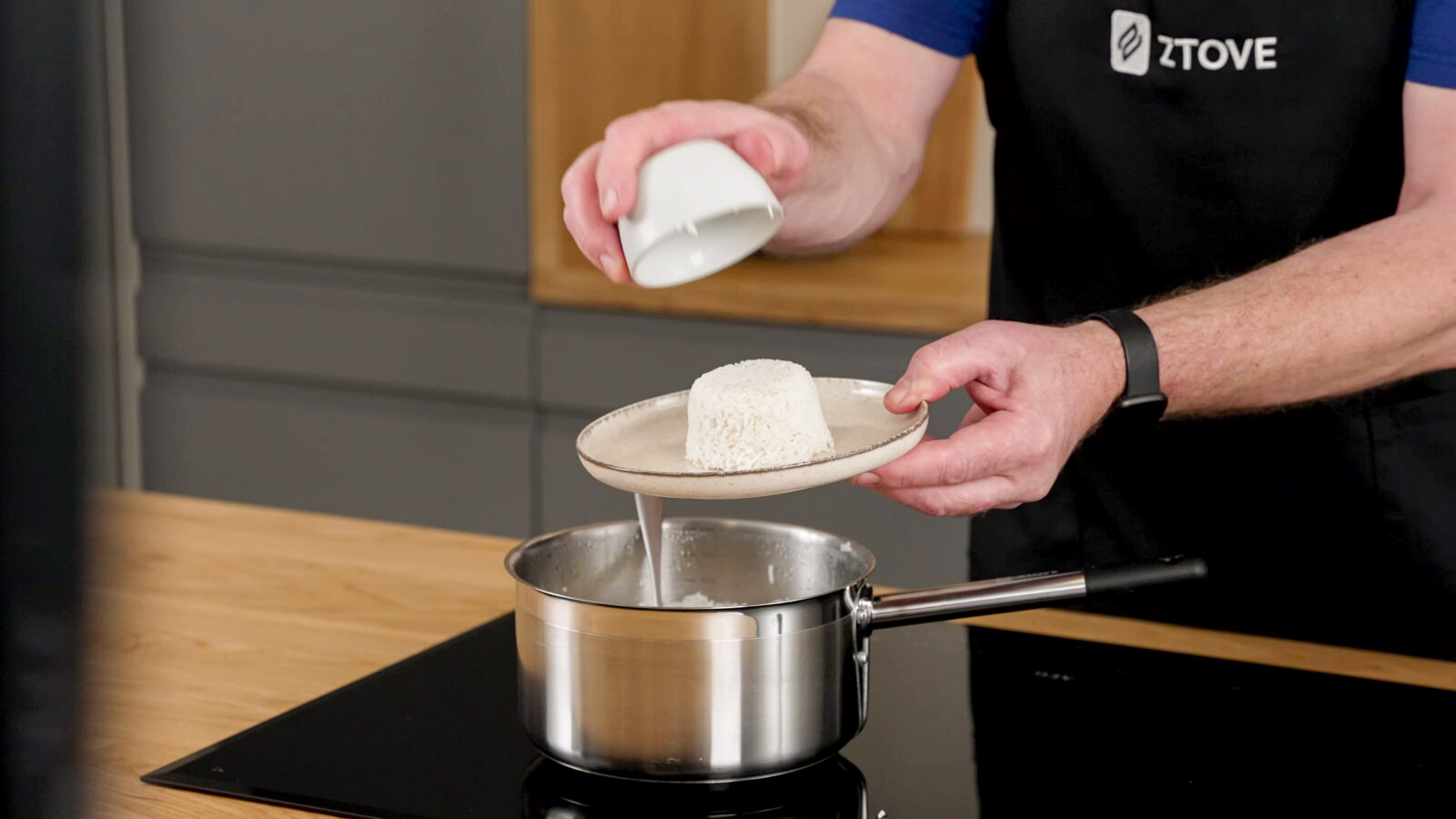 Lad kogepladen lave ris for dig